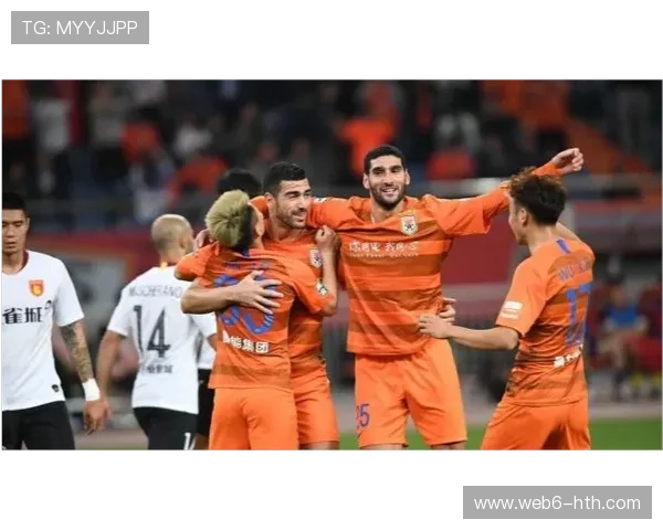 老将何塞卢对决阿斯帕斯,射手较量决定比赛走向 老将何塞卢对决阿斯帕斯,射手较量决定比赛走向