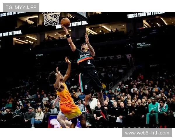 马刺106-111不敌黄蜂，文班亚马16分8板难救主